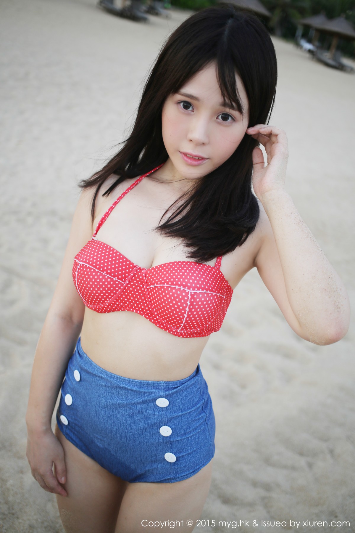 [MyGirl美媛馆] VOL.175 Evelyn艾莉三亚旅拍黑色死库水秀完美身材写真 [73+1P]