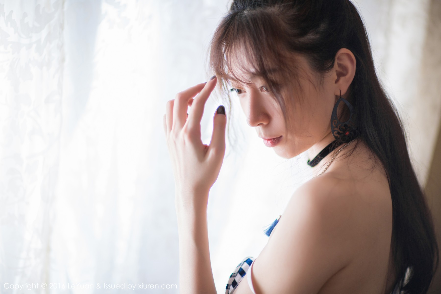 [LeYuan星乐园] Vol.006 楚琪kiki白嫩美长腿性感写真 [50+1P]