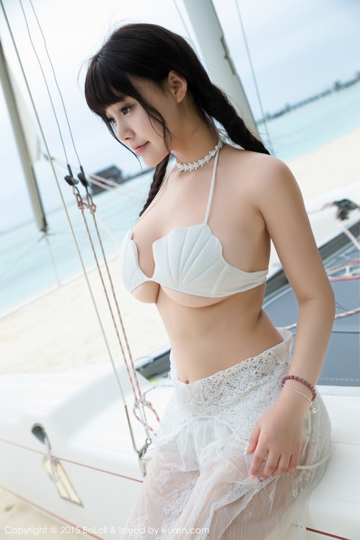 [波萝社] Vol.057 Barbie可儿泳池里性感比基尼诱惑写真49P