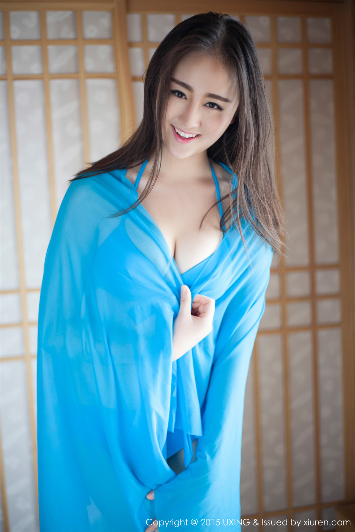 [UXING优星馆] Vol.005 Romi王朝朝性感比基尼秀豪乳写真62P