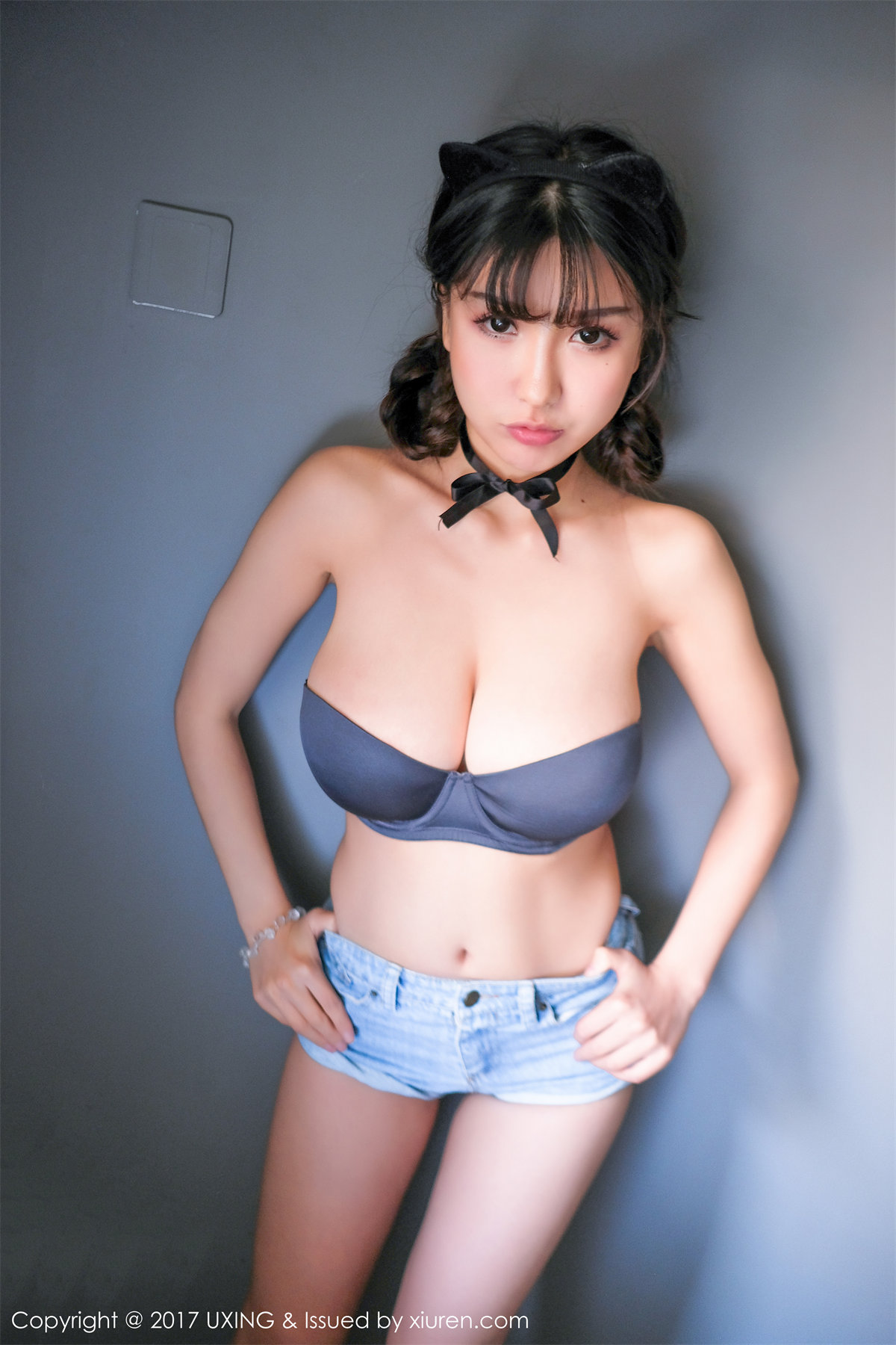 [UXING优星馆] VOL.053 晓茜sunny粉红薄纱性感内衣迷人写真38P